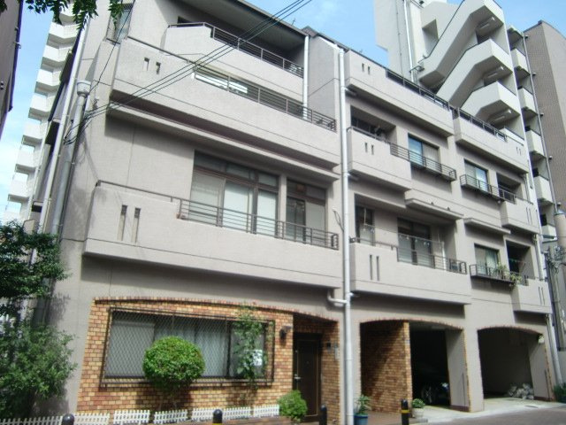 アコーレ六甲の外観