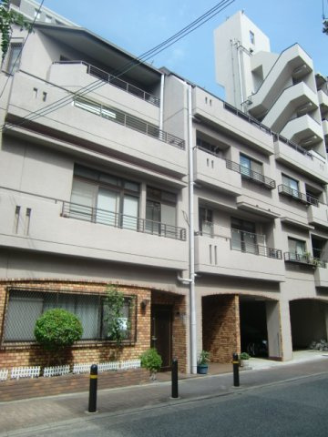 アコーレ六甲の外観