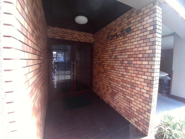 アコーレ六甲のエントランス