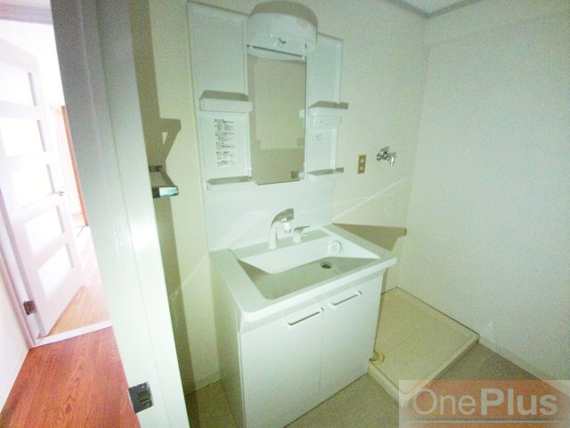 アコーレ六甲の洗面所