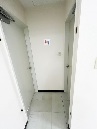 ワインドワークスビルのトイレ