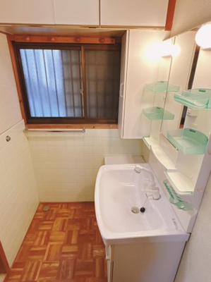 【洗面所】 | JGS緑丘マンション別館 | 洗面台も広いです