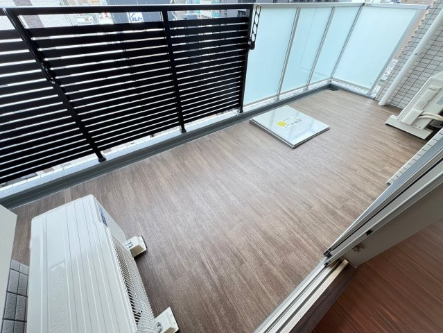 レオングラン本町橋のバルコニー
