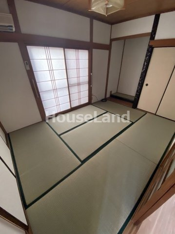 六十谷戸建の和室