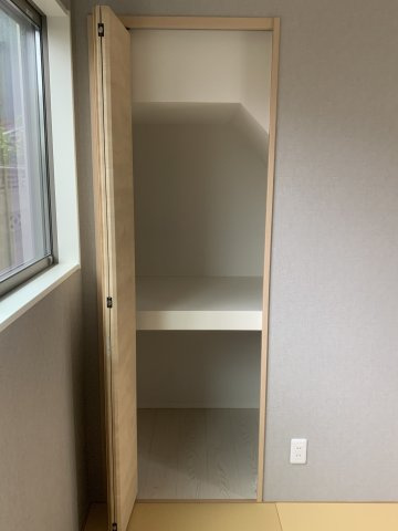 6688浜坂３丁目未入居住宅の収納