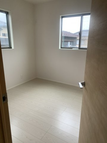 6688浜坂３丁目未入居住宅の洋室