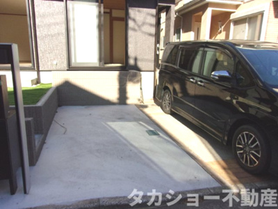 【駐車場】 | 千葉市中央区宮崎町　中古戸建 | 駐車場の用意があります