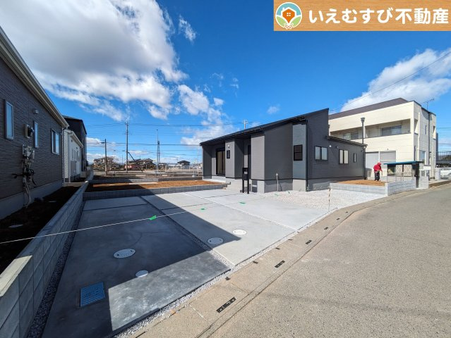 Livele Garden.S　上里町三町の駐車場