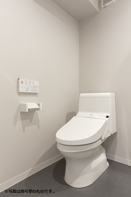 【トイレ】 | CreActLy筥松 | 別号室の写真になります。現況優先。