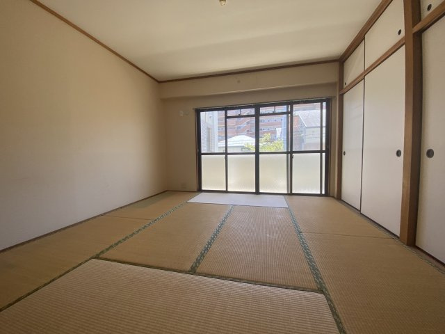 【寝室】 | ゆとりの広さです