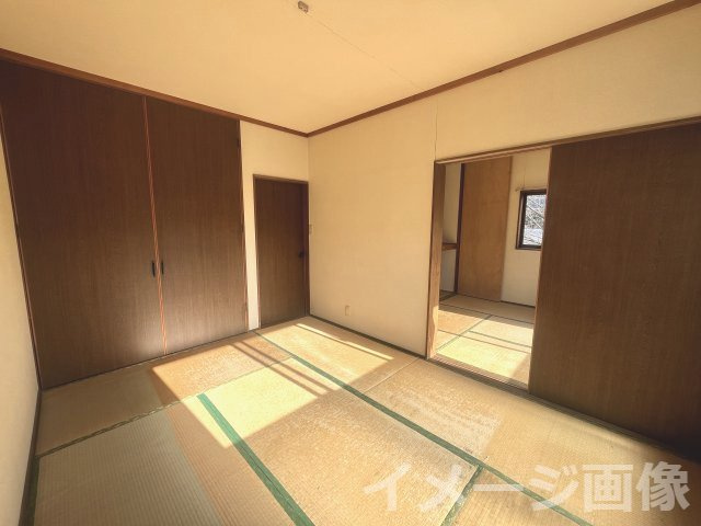 唐津市浜玉町横田上のアパートの和室