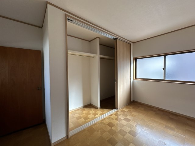 山手借家の収納