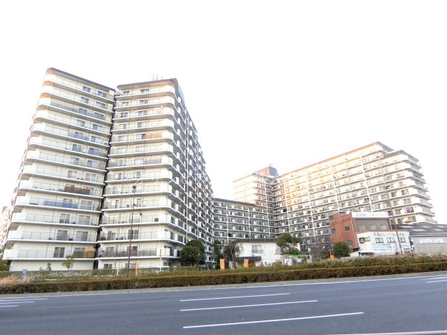 日商岩井亀戸マンション　12階　角　部屋の外観