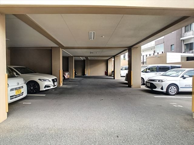 【駐車場】 | 車をお持ちの方に嬉しい駐車場付きの物件です