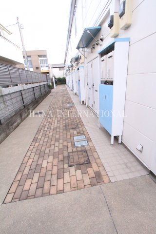 レオパレスグリーンハウスⅤのエントランス