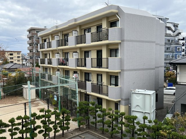 【外観】 | アークメゾン井尻 | 外はこのようになっています