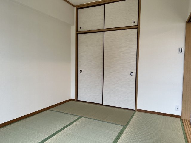 【和室】 | アークメゾン井尻 | 明るい和室です