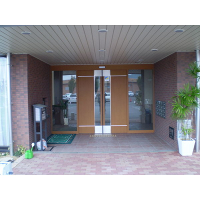 【エントランス】 | カリヨン三藏田