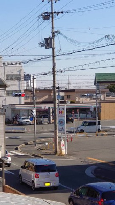 【その他】 | 西河原戸建賃貸 | 2階の窓からセブンイレブンが見えてます