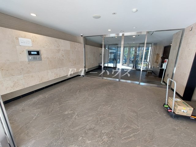 レアシス津田沼前原の丘のロビー