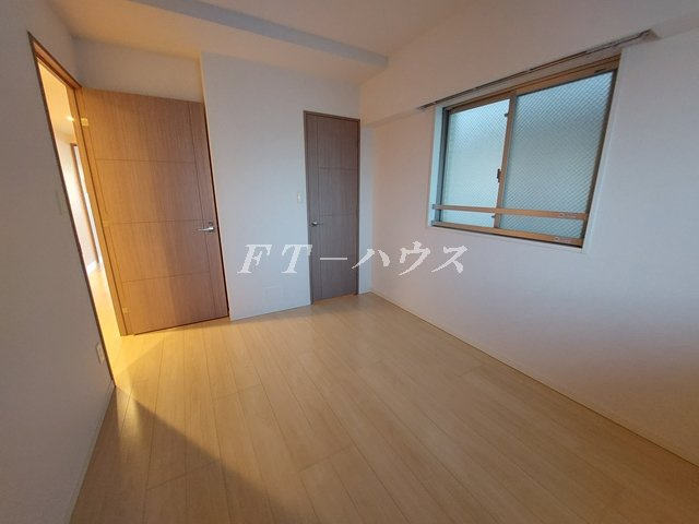 レアシス津田沼前原の丘の居間・リビング