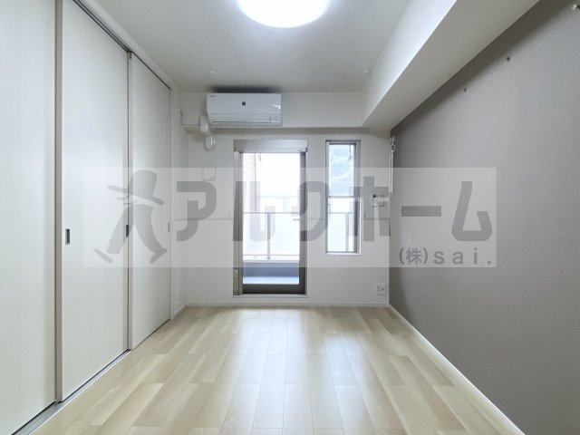 パルテール八尾の洋室
