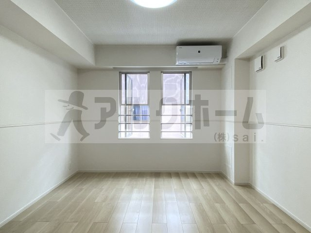 パルテール八尾の居間・リビング