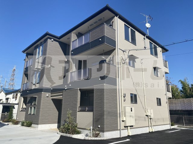 パルテール八尾の外観