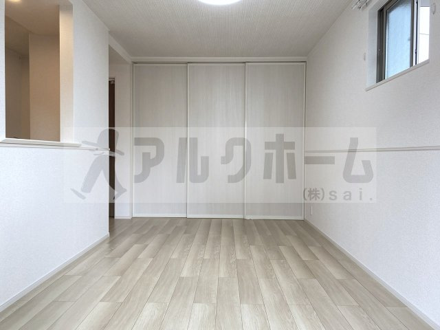 パルテール八尾の居間・リビング