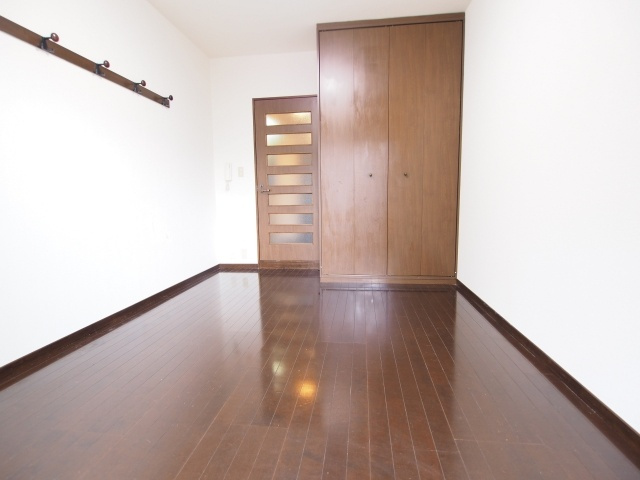 【洋室】 | ピンテール３ | ピンテール３