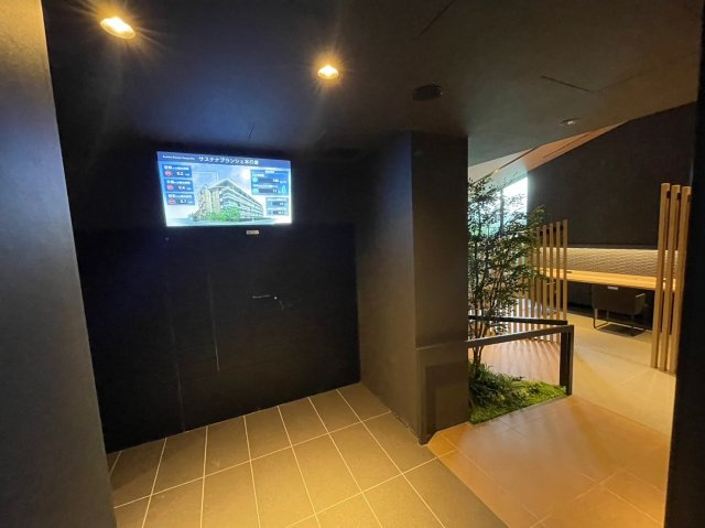 サステナブランシェ本行徳のロビー