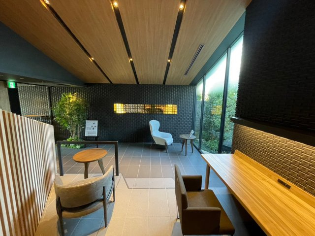 サステナブランシェ本行徳のロビー