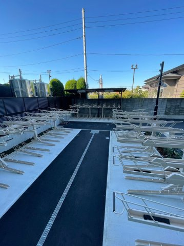 サステナブランシェ本行徳の駐車場