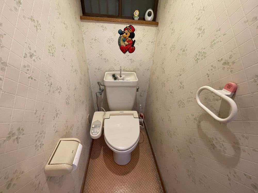 守口市八雲北町2丁目　中古戸建のトイレ