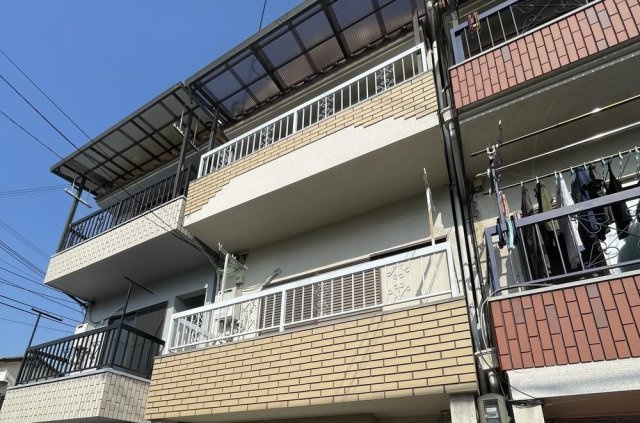 守口市八雲北町2丁目　中古戸建の前面道路含む現地写真