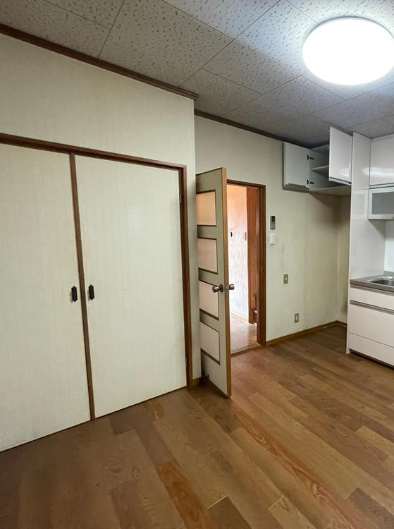 守口市八雲北町2丁目　中古戸建の居間・リビング