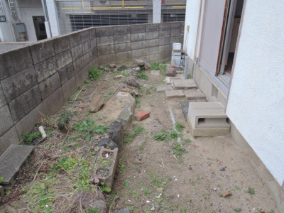 【庭】 | 東五百住町3丁目貸家