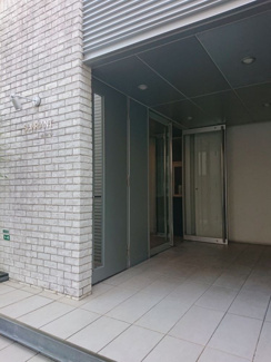 【エントランス】 | TVモニタ付ドアホンで安心・安全にお過ごしいただけます♪