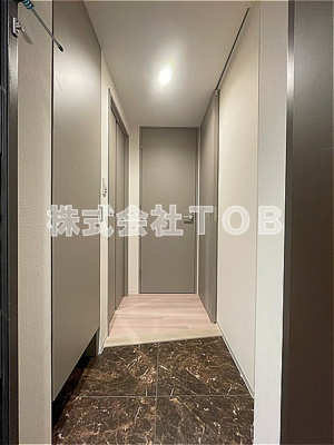 【玄関】 | ウェルスクエア高井戸東