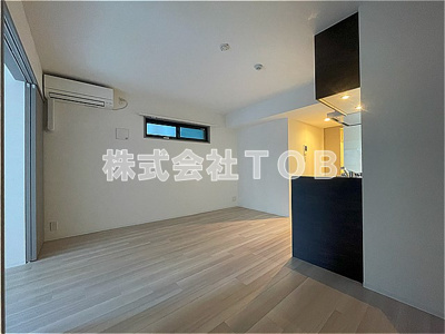 【居間・リビング】 | ウェルスクエア高井戸東 | LDK10.6帖