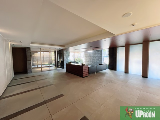 ライオンズ小牧グランライズのロビー