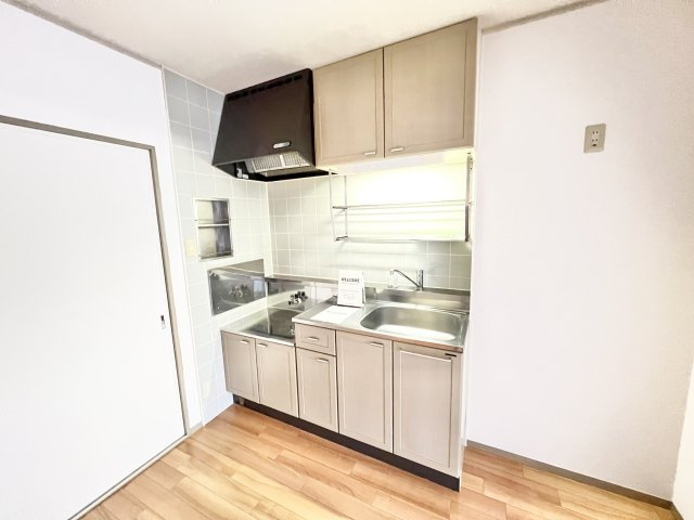 サンウエストのキッチン|※別部屋参考写真