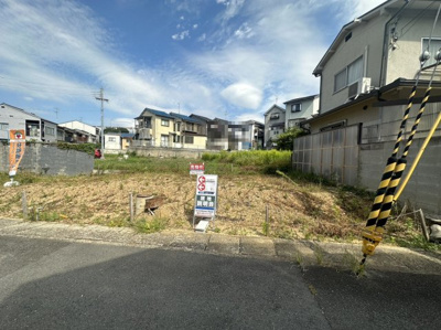 【前面道路含む現地写真】 | 深草東伊達町　新築戸建 | 断熱等性能等級5取得住宅です♪