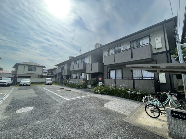 ハイカムール芦屋の外観
