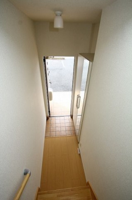 【玄関】 | アバンツァートカーサＢ