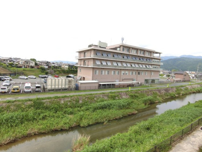 【展望】 | 三宅町1丁目　中古戸建 | 裏を流れる年谷川を眺める事が出来ます♪