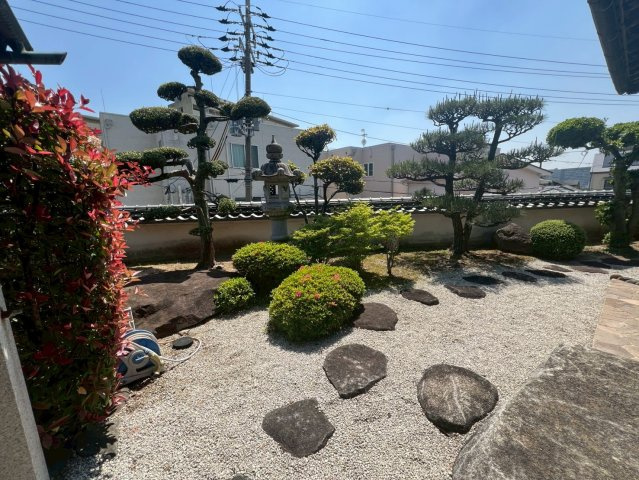 【庭】 | 枚方市禁野本町２丁目　戸建
