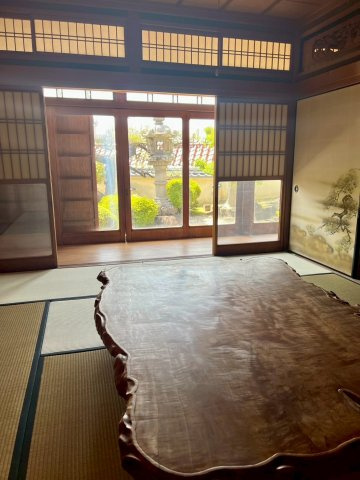 【居間・リビング】 | 枚方市禁野本町２丁目　戸建