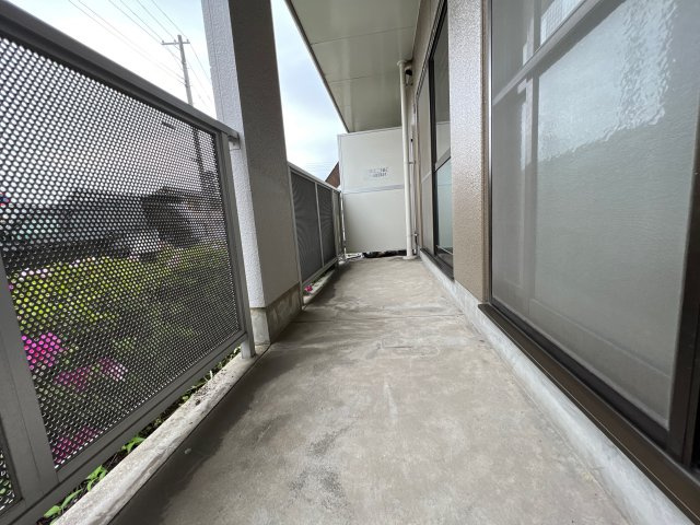 シャルマン今宿のバルコニー