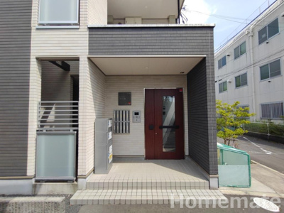 【エントランス】 | リブリ・ホーリー鎌倉 | エントランスです